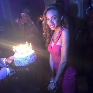 Meet your Posher, Kelley